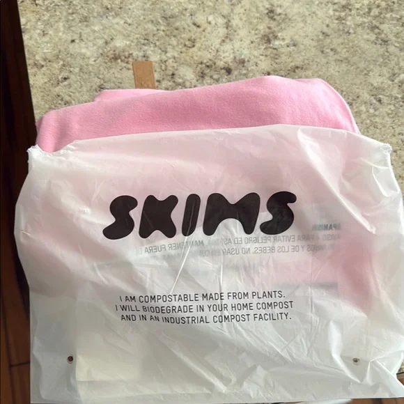 SKIMS Pink Midi Pencil Skirt for Work - Picture 4 of 4